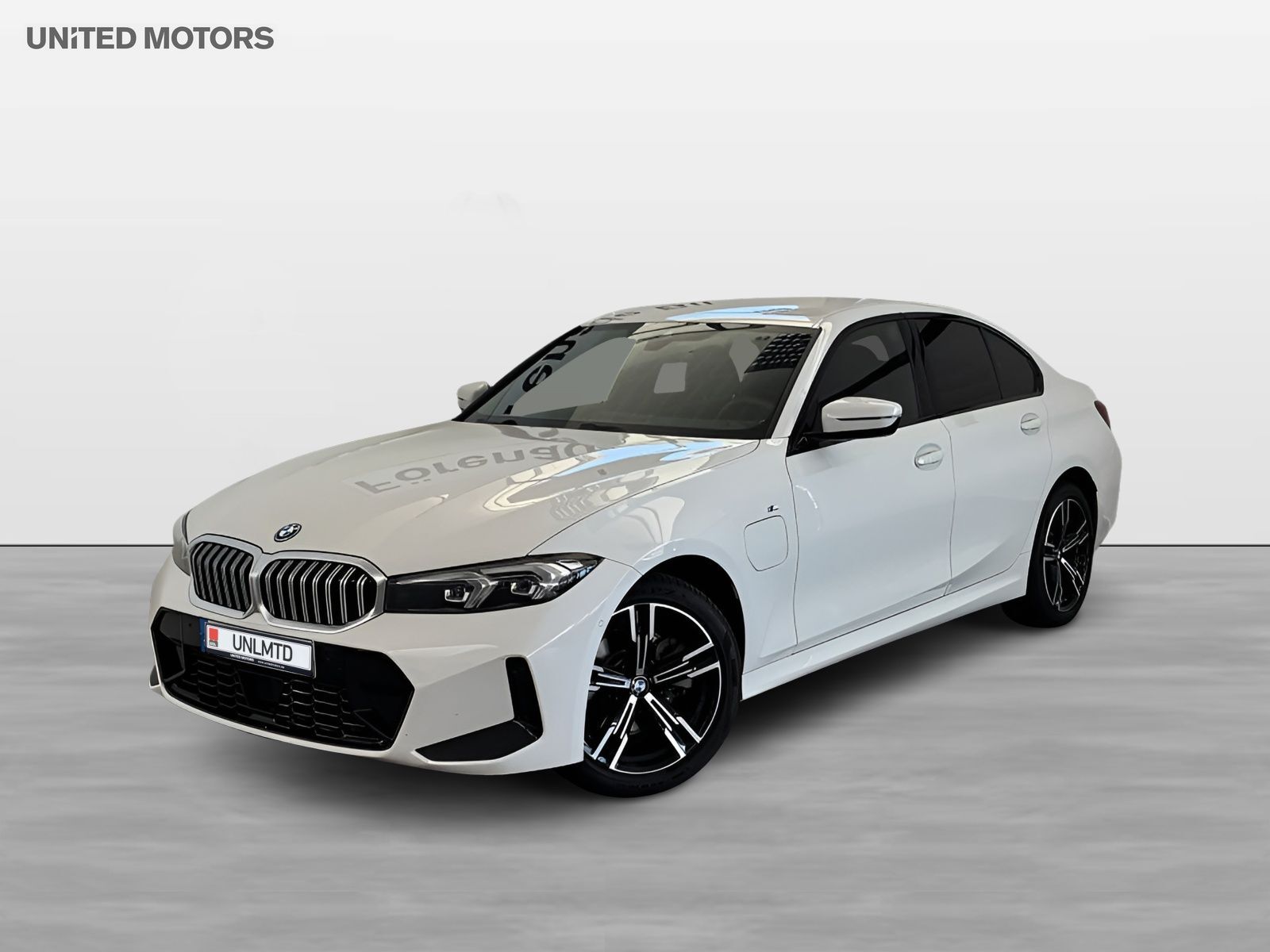 BMW 330