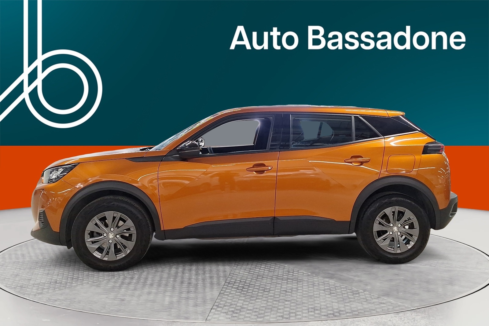 Peugeot 2008 2022, photo 2/37