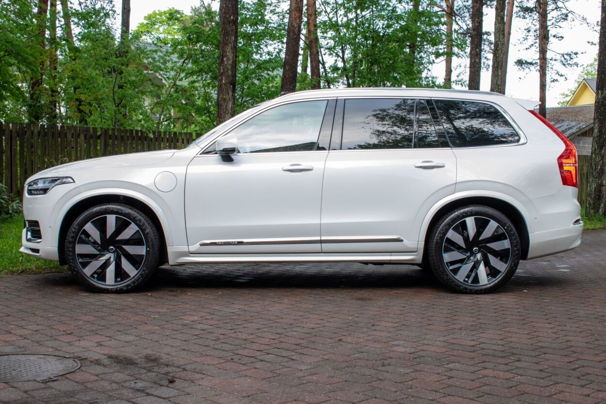 Volvo XC90 2024, photo 6/18