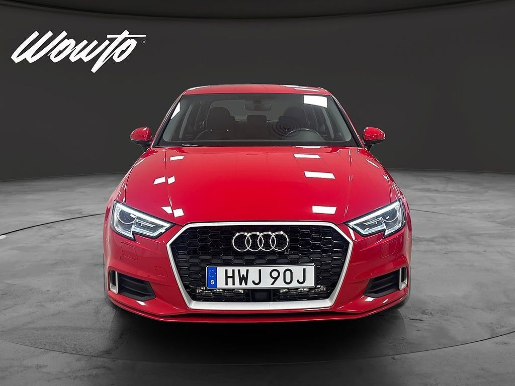 Audi A3 2019, photo 2/10