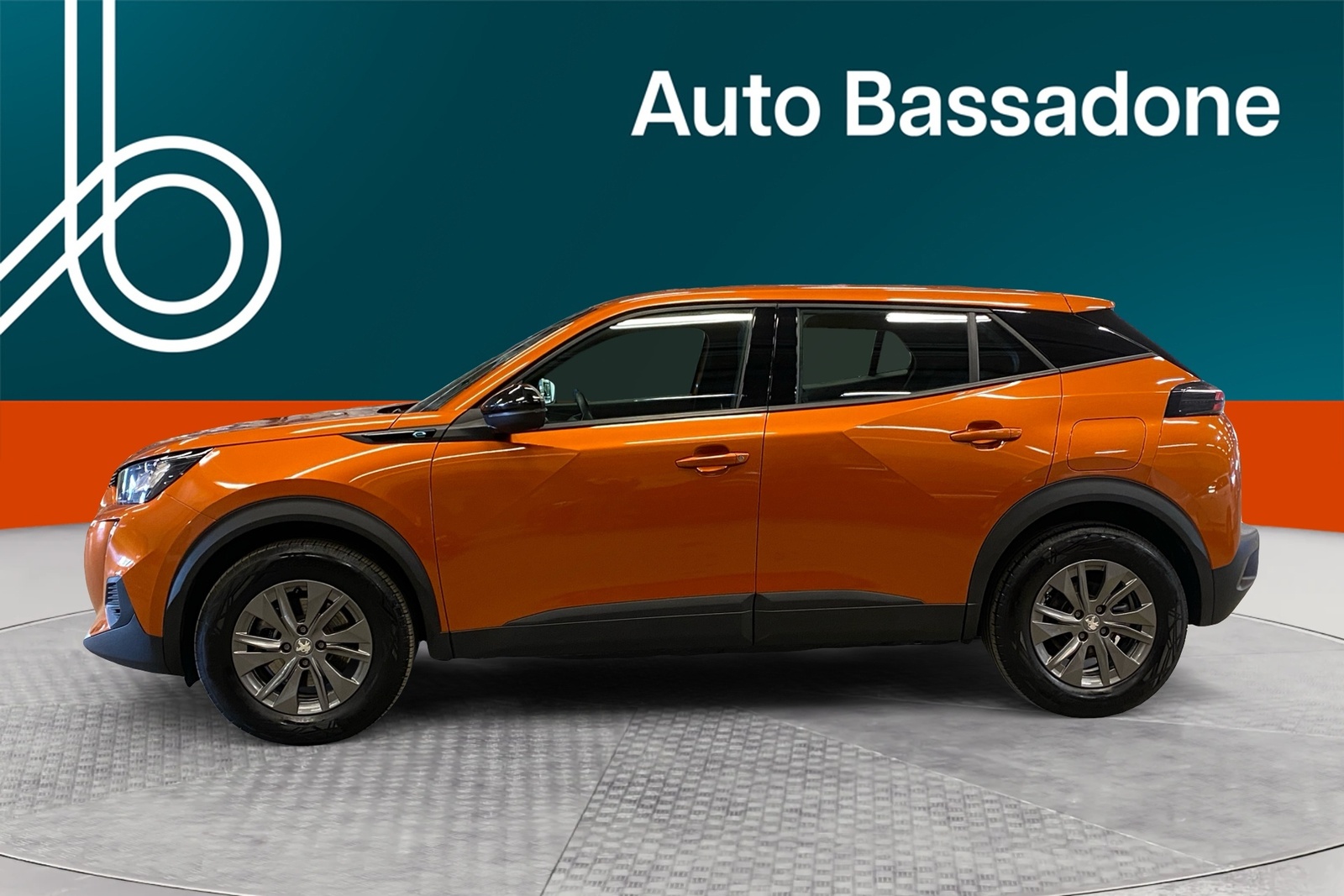 Peugeot 2008 2023, photo 2/10