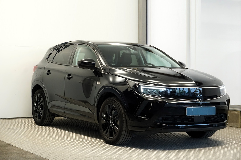 Opel Grandland, 2024, 1.6, 133 kW, подключаемый гибрид (бензин/электричество), автомат, передний привод