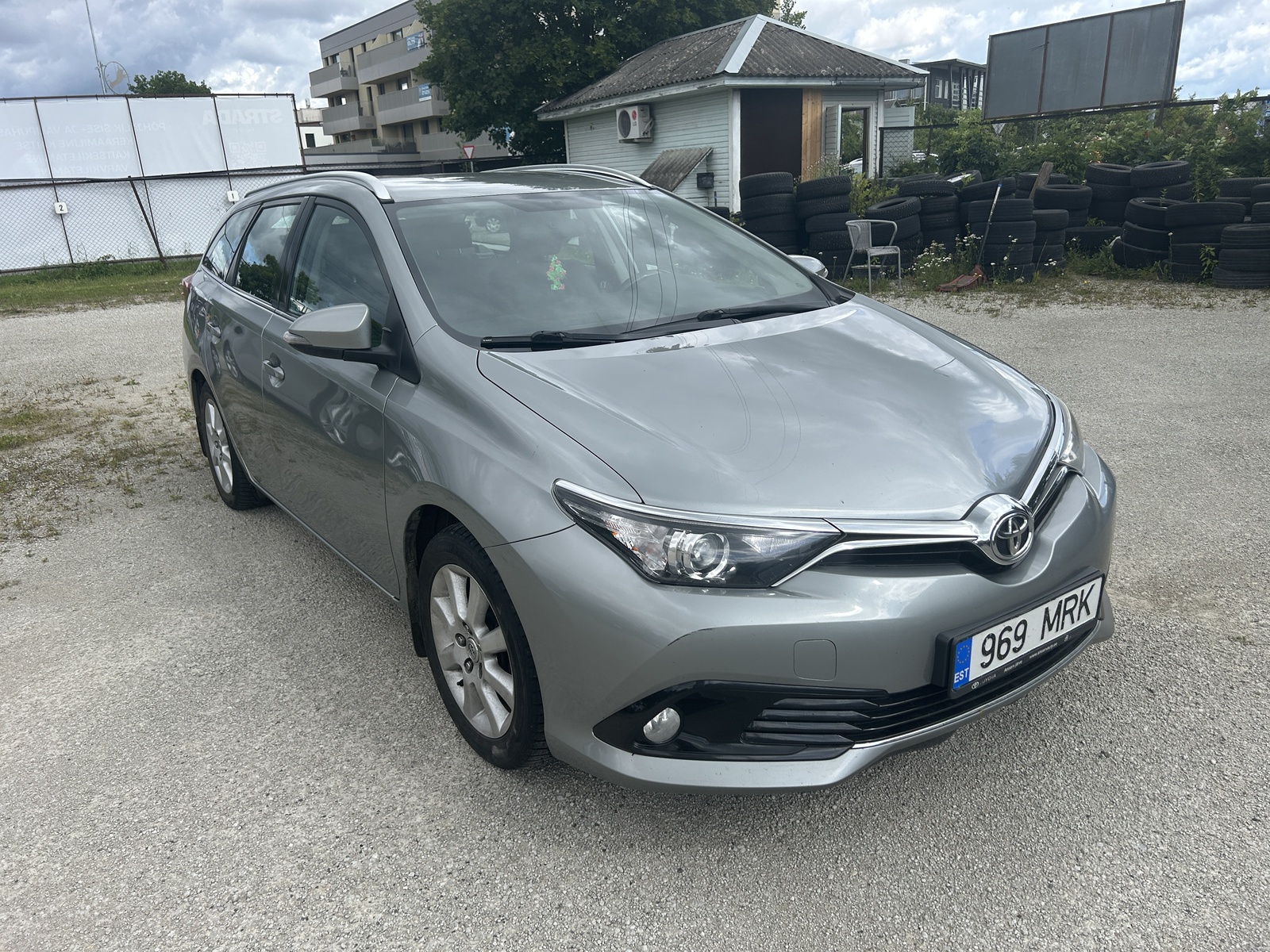Toyota Auris 2017, photo 3/9