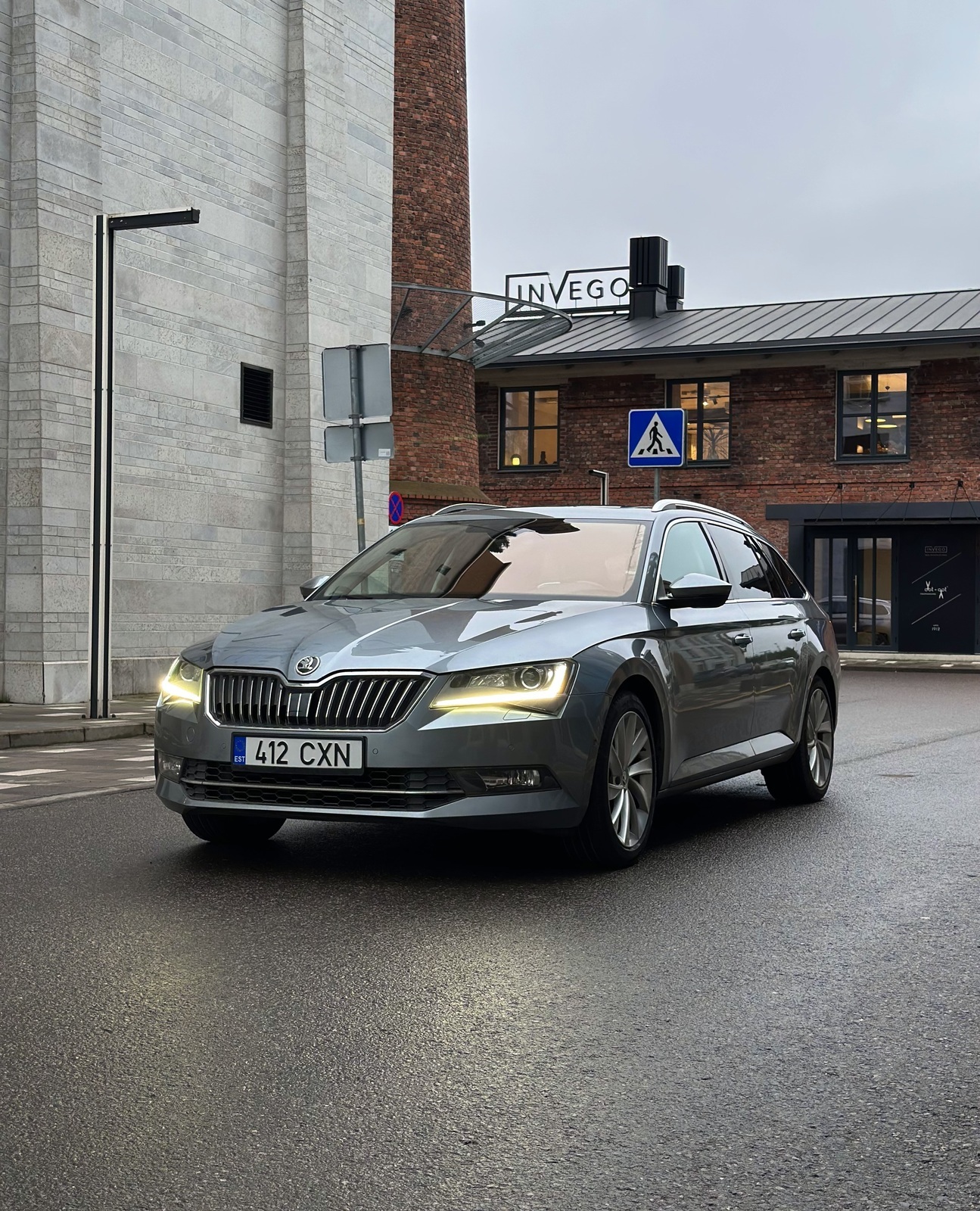 Škoda Superb 2018, photo 3/21