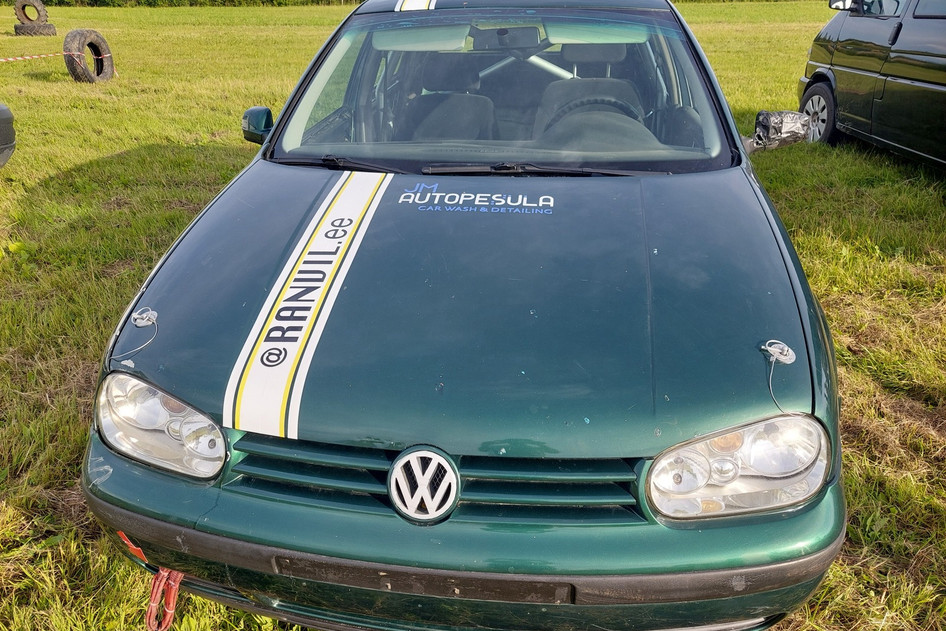 Volkswagen Golf, 75 kW, petrol, manual, front-wheel drive