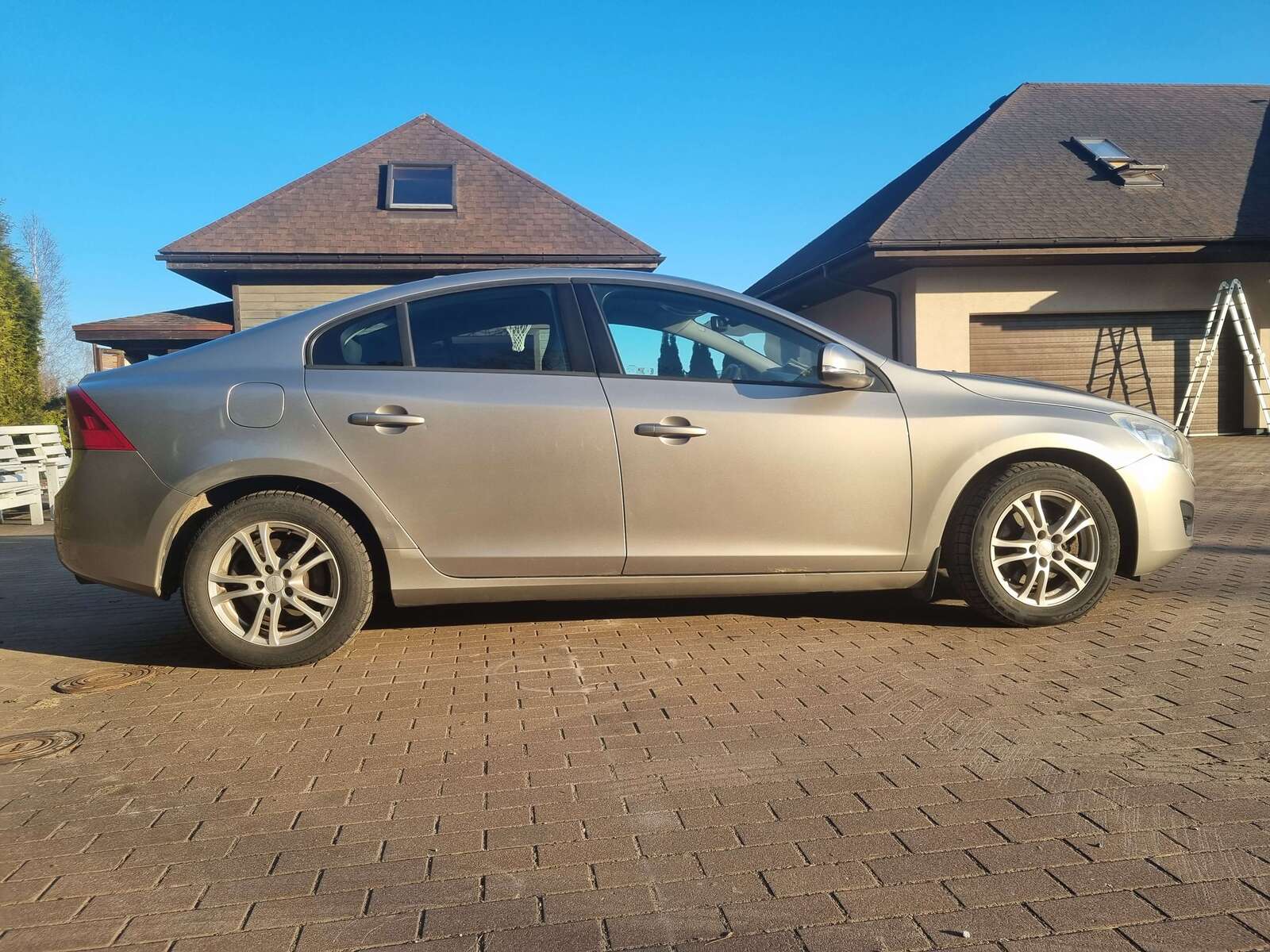 Volvo S60 2012, kuva 6/10