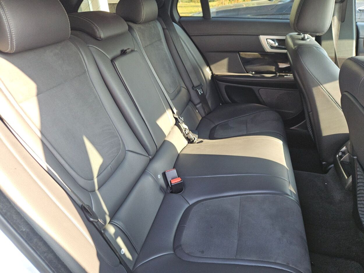 Jaguar XF 2014, photo 6/6