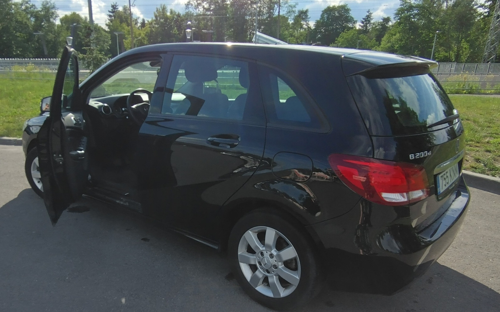 Mercedes-Benz B 200 2016, kuva 2/5
