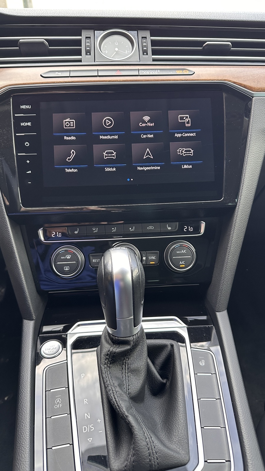 Volkswagen Passat 2019, photo 6/15
