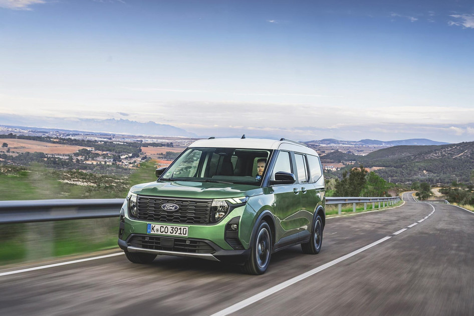 Ford Tourneo, 1.0, 92 kW, petrol, manual, front-wheel drive