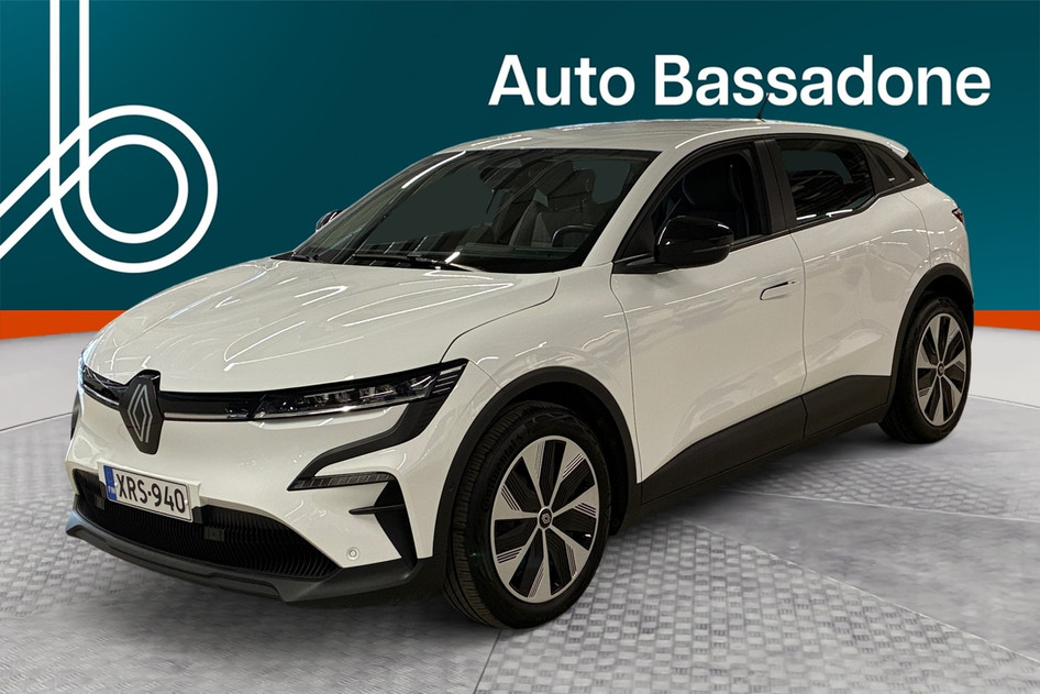 Renault Megane, 2023, электричество, автомат, передний привод