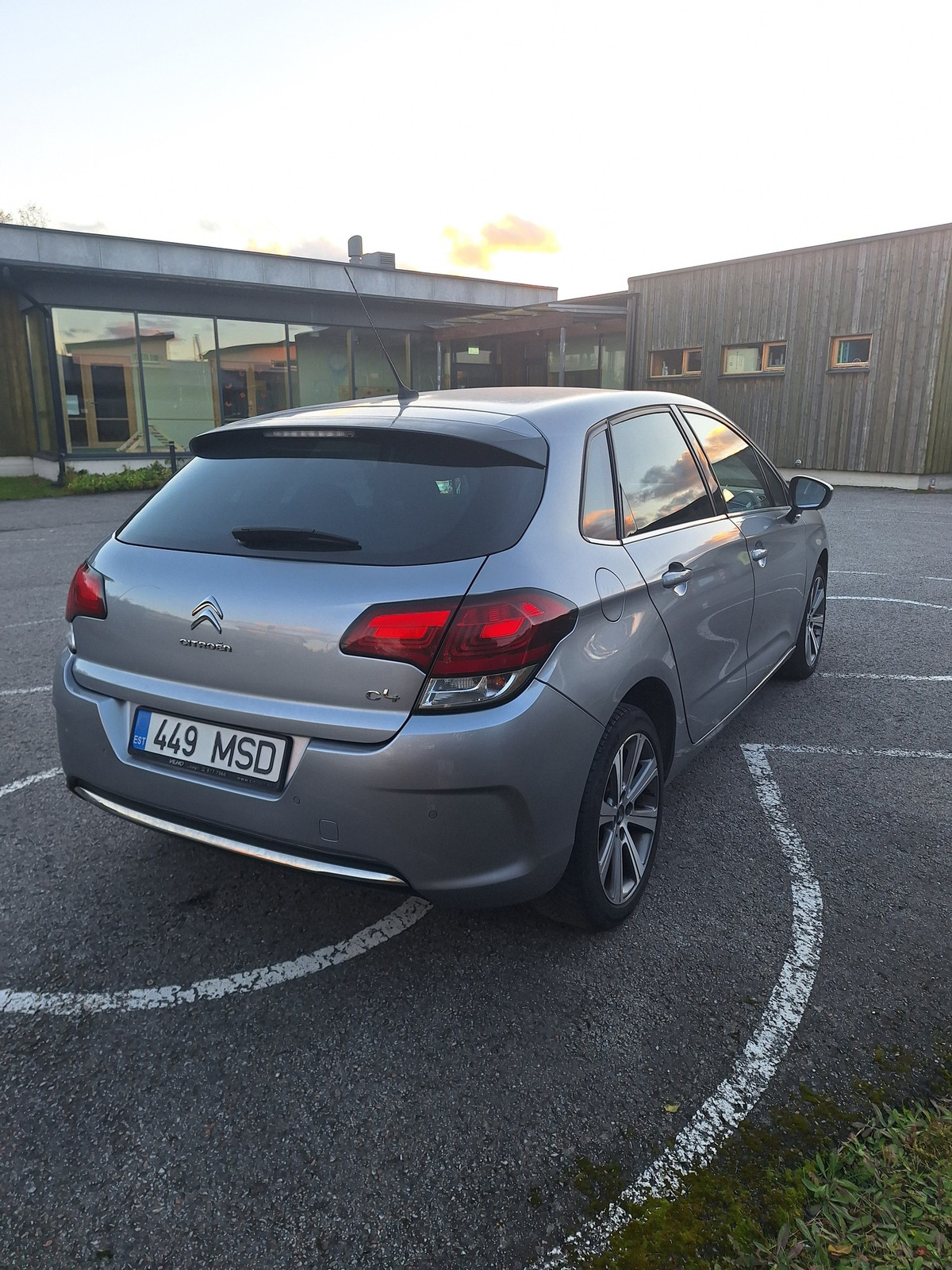 Citroën C4 2018, kuva 3/11