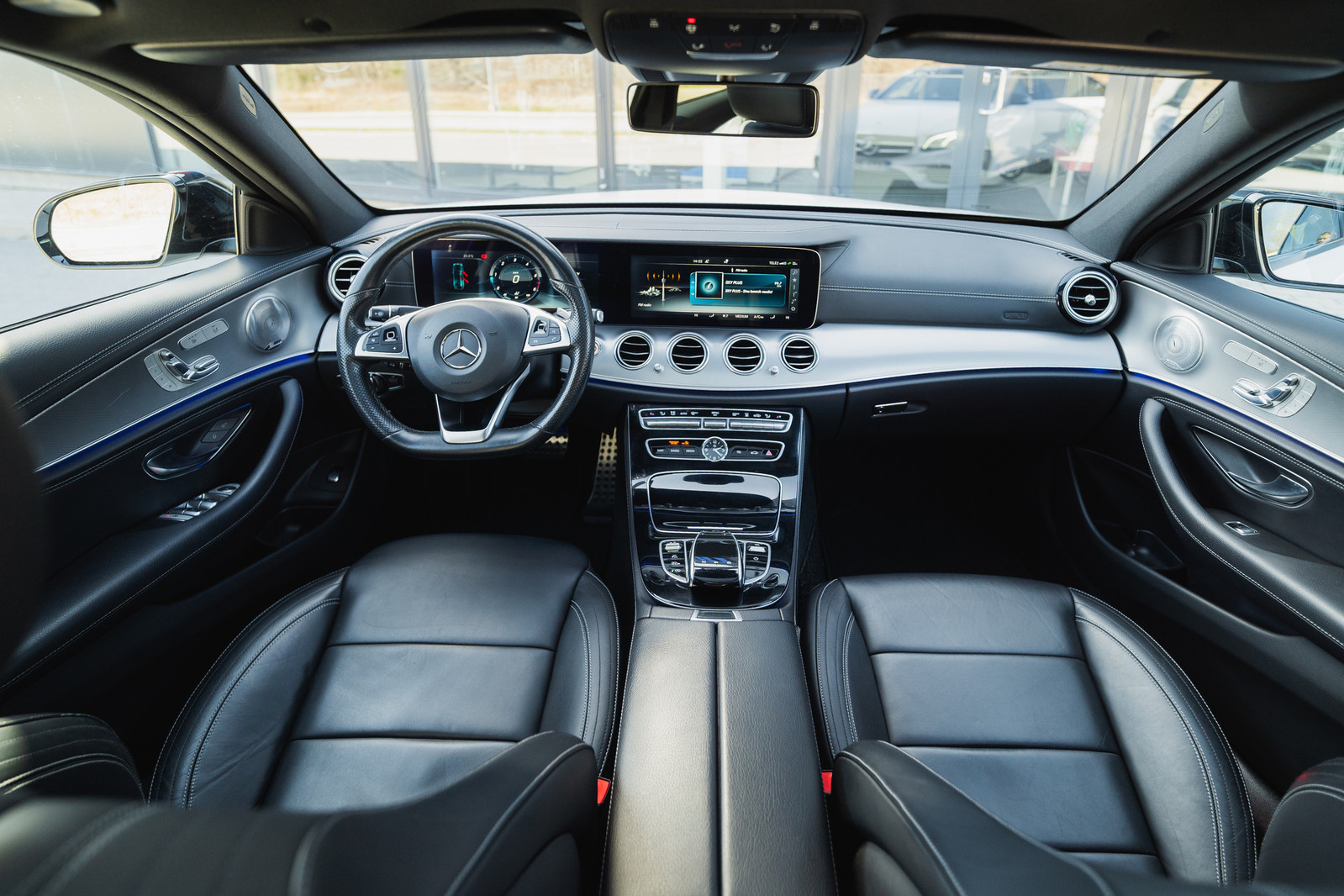 Mercedes-Benz E 220 2017, kuva 7/13