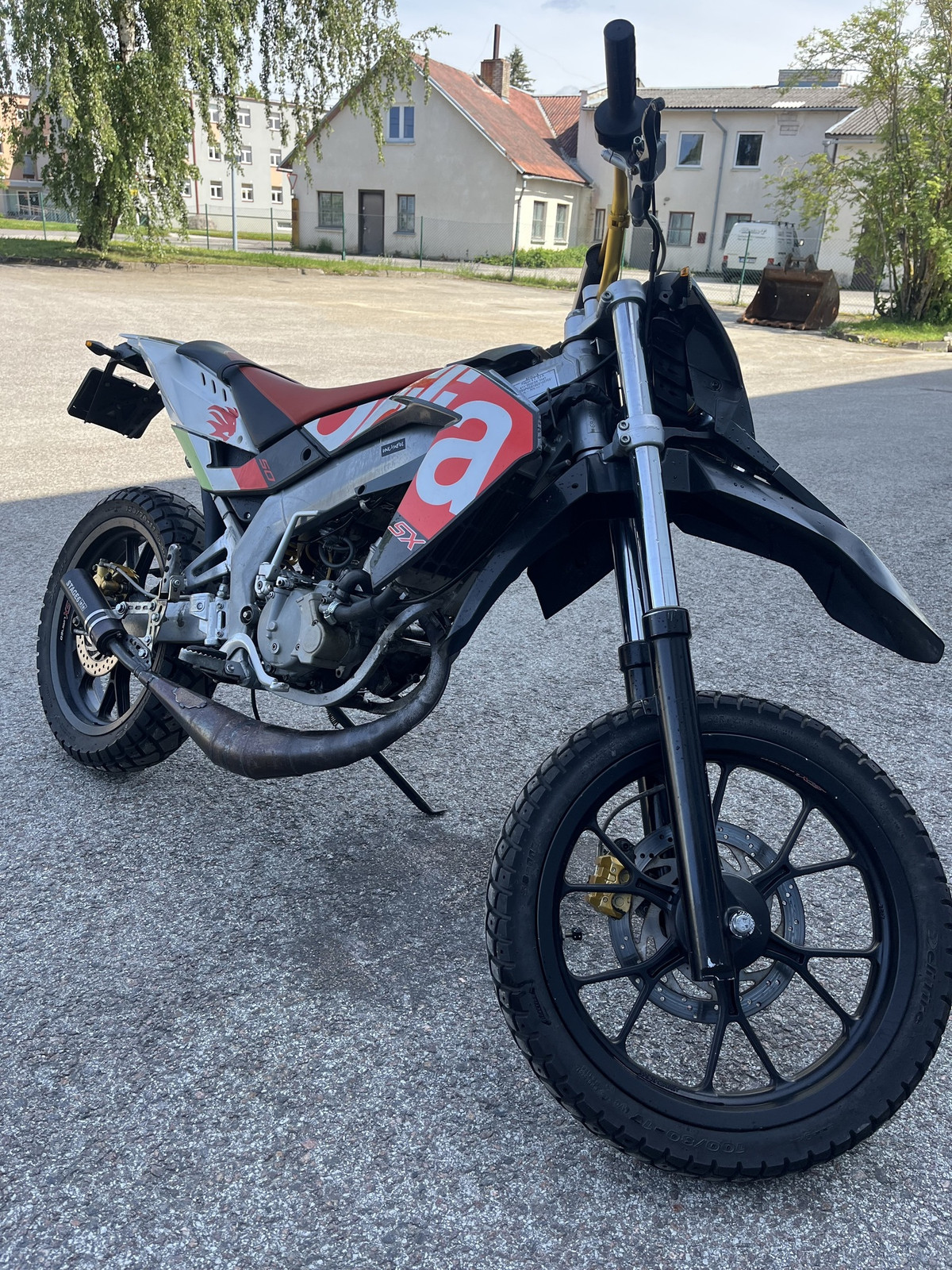 Aprilia 2016, kuva 2/6