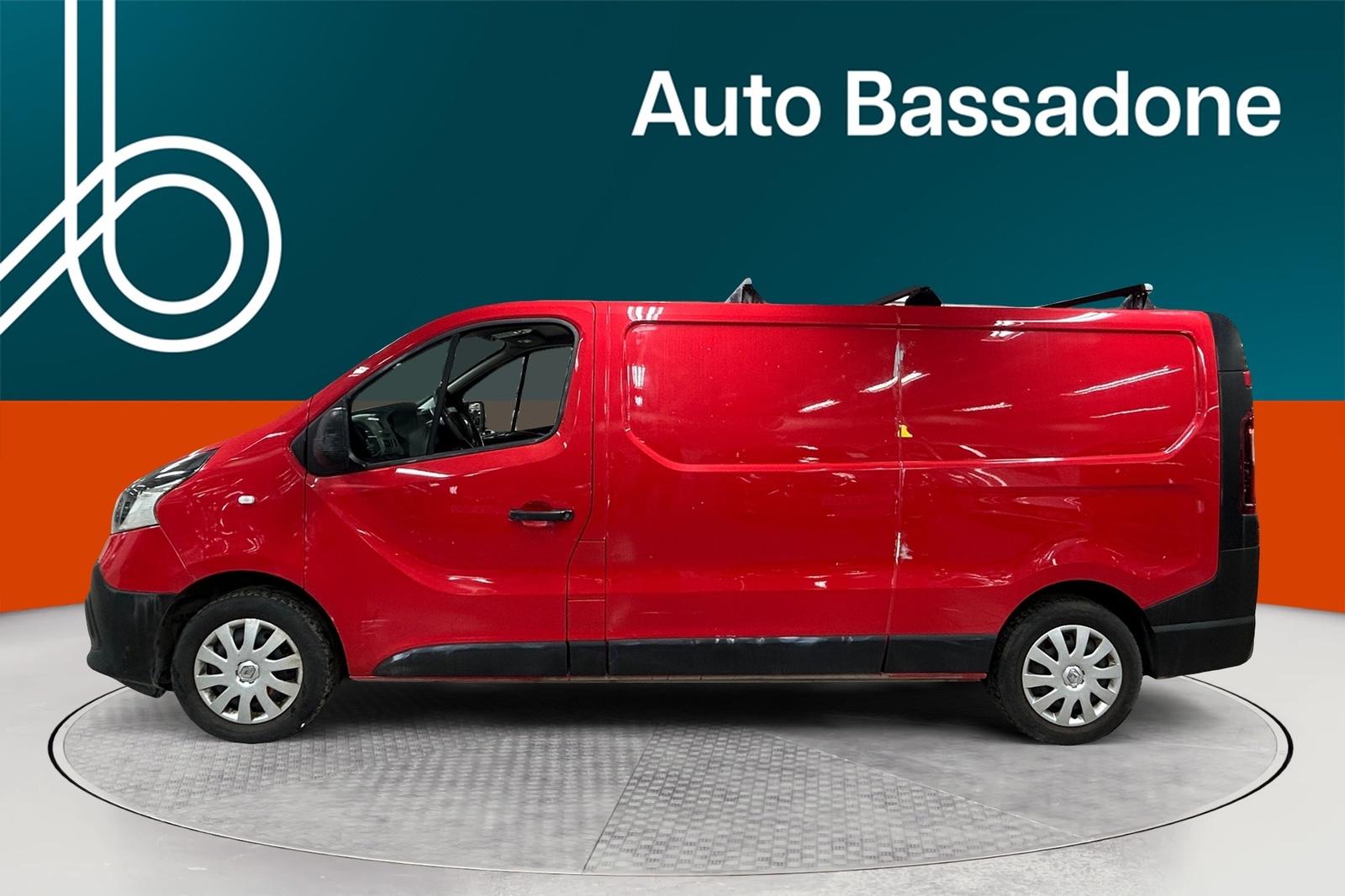 Renault Trafic 2017, kuva 2/10