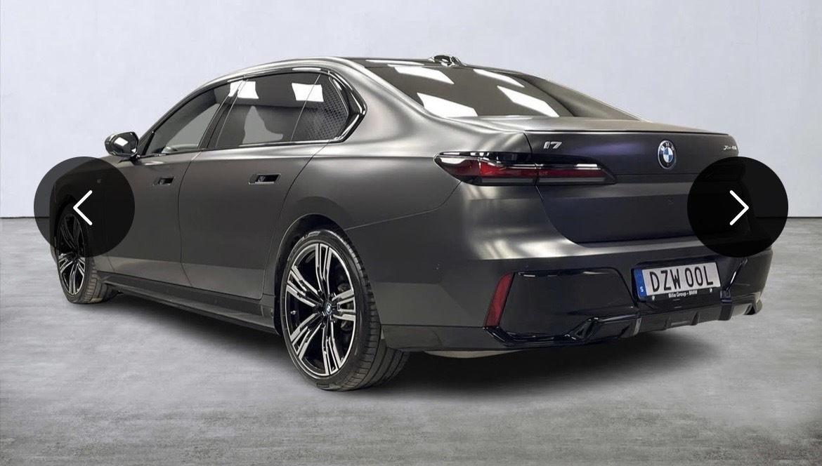 BMW i7 2023, photo 4/10