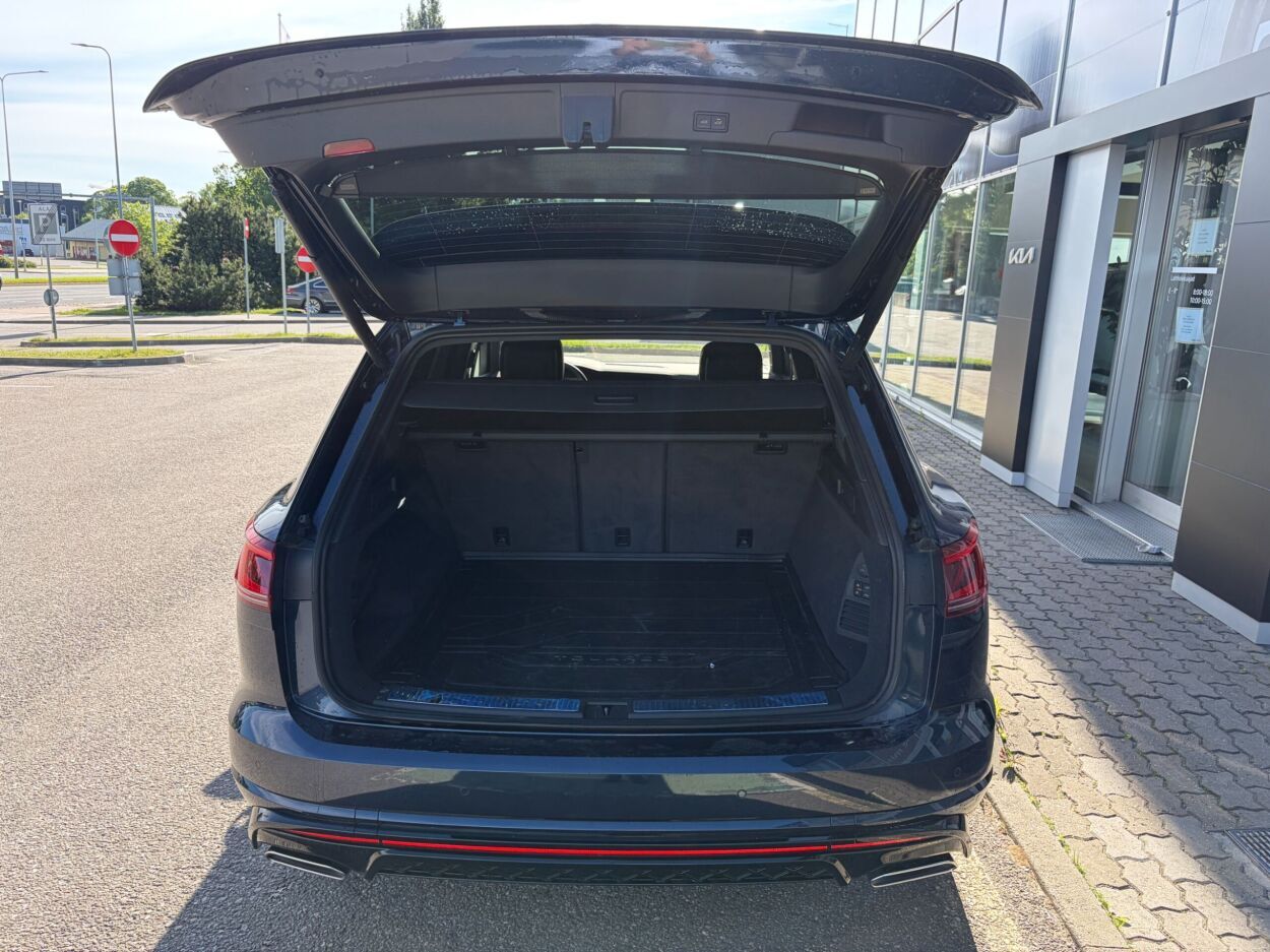 Volkswagen Touareg 2025, photo 6/10