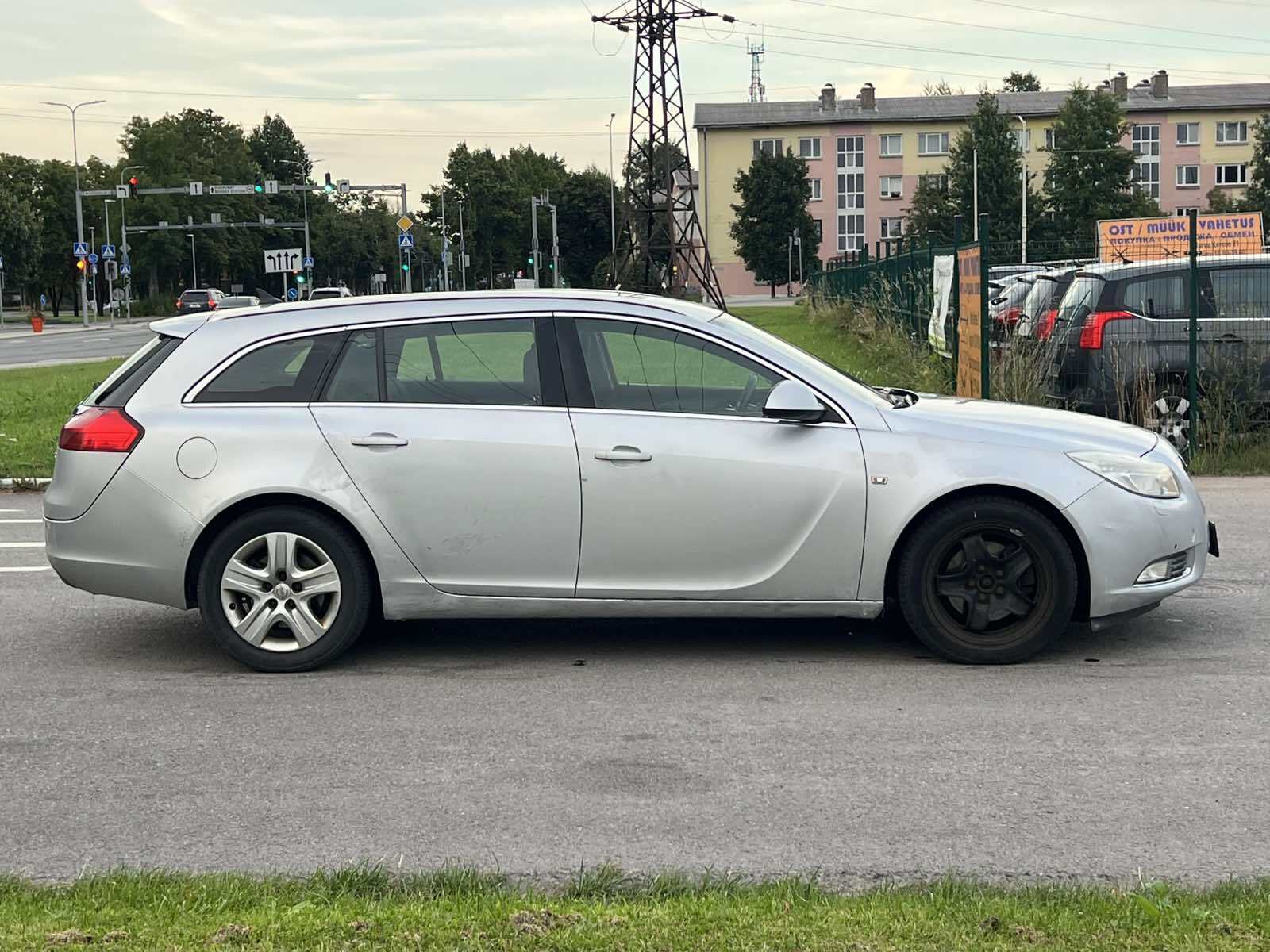 Opel Insignia 2010, kuva 5/10