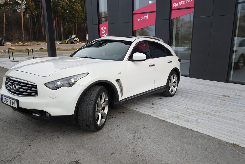 Infiniti QX70, 2012, 175 kW, дизель, автомат, полный привод