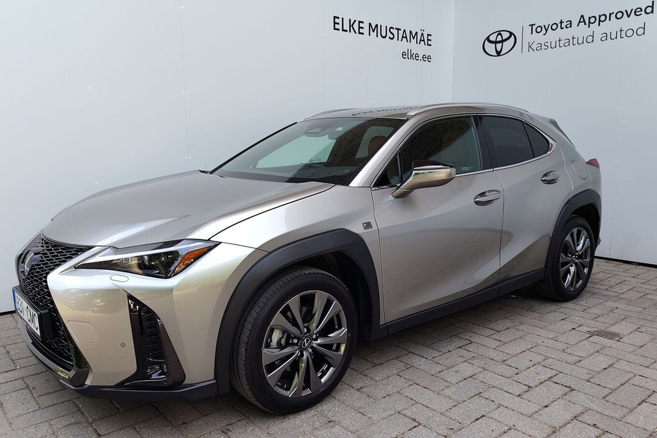 Lexus UX 300, 2025, 2.0, 112 kW, hybrid (petrol/electric), automatic, front-wheel drive