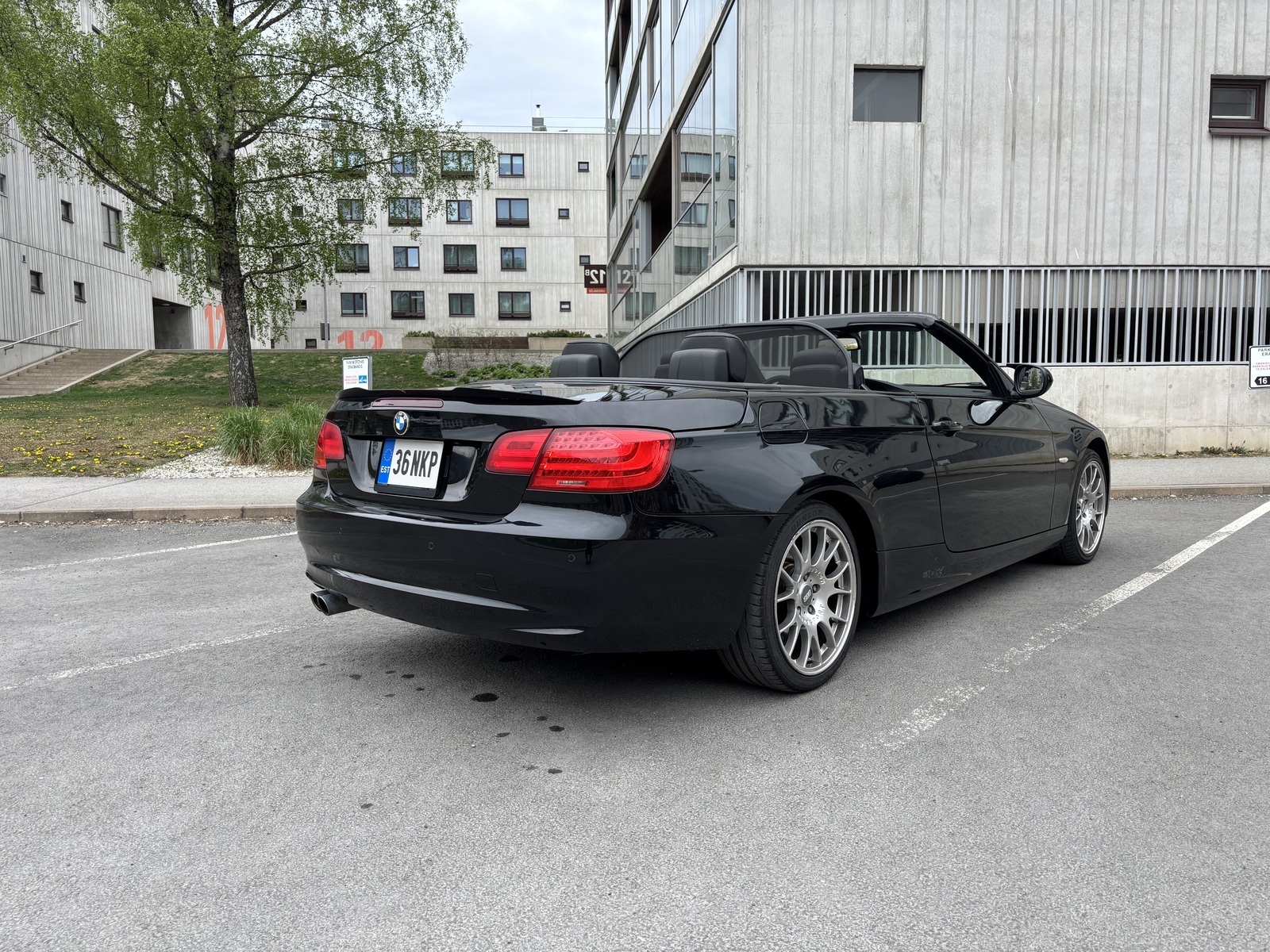 BMW 325 2011, photo 7/18