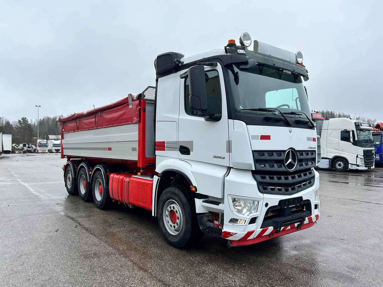 Mercedes-Benz AROCS 3253 2018, kuva 4/10