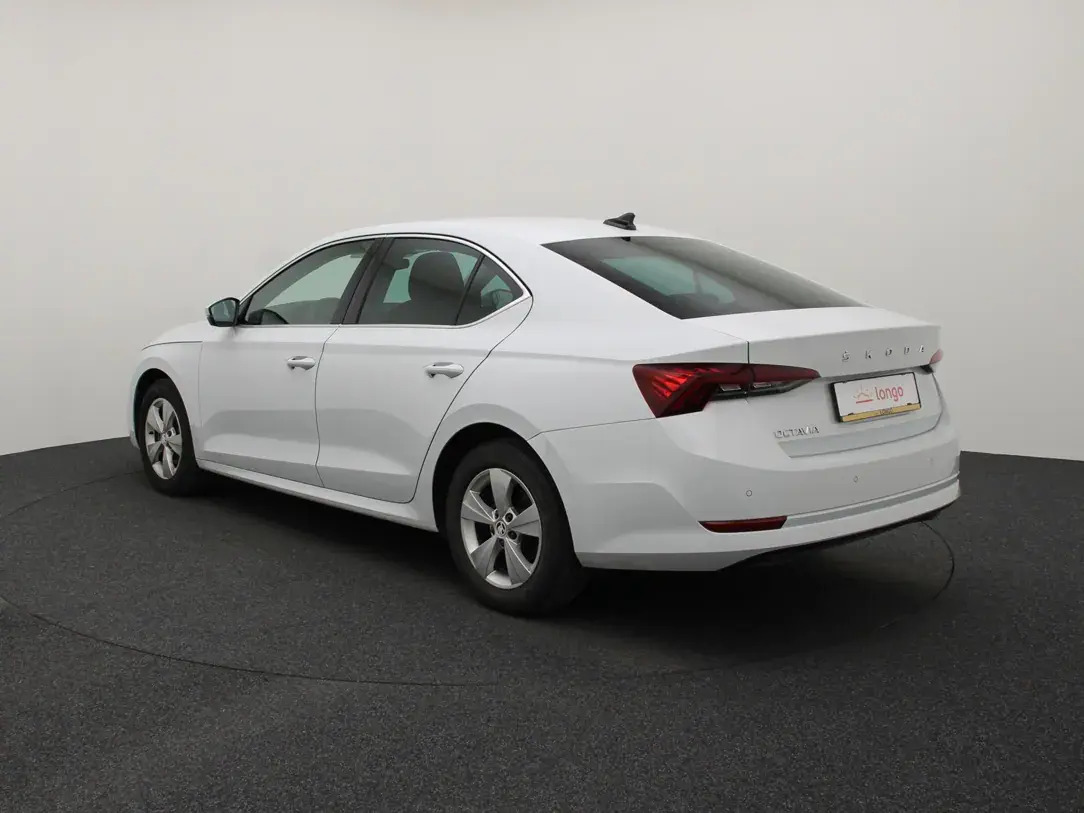 Škoda Octavia 2021, photo 7/37
