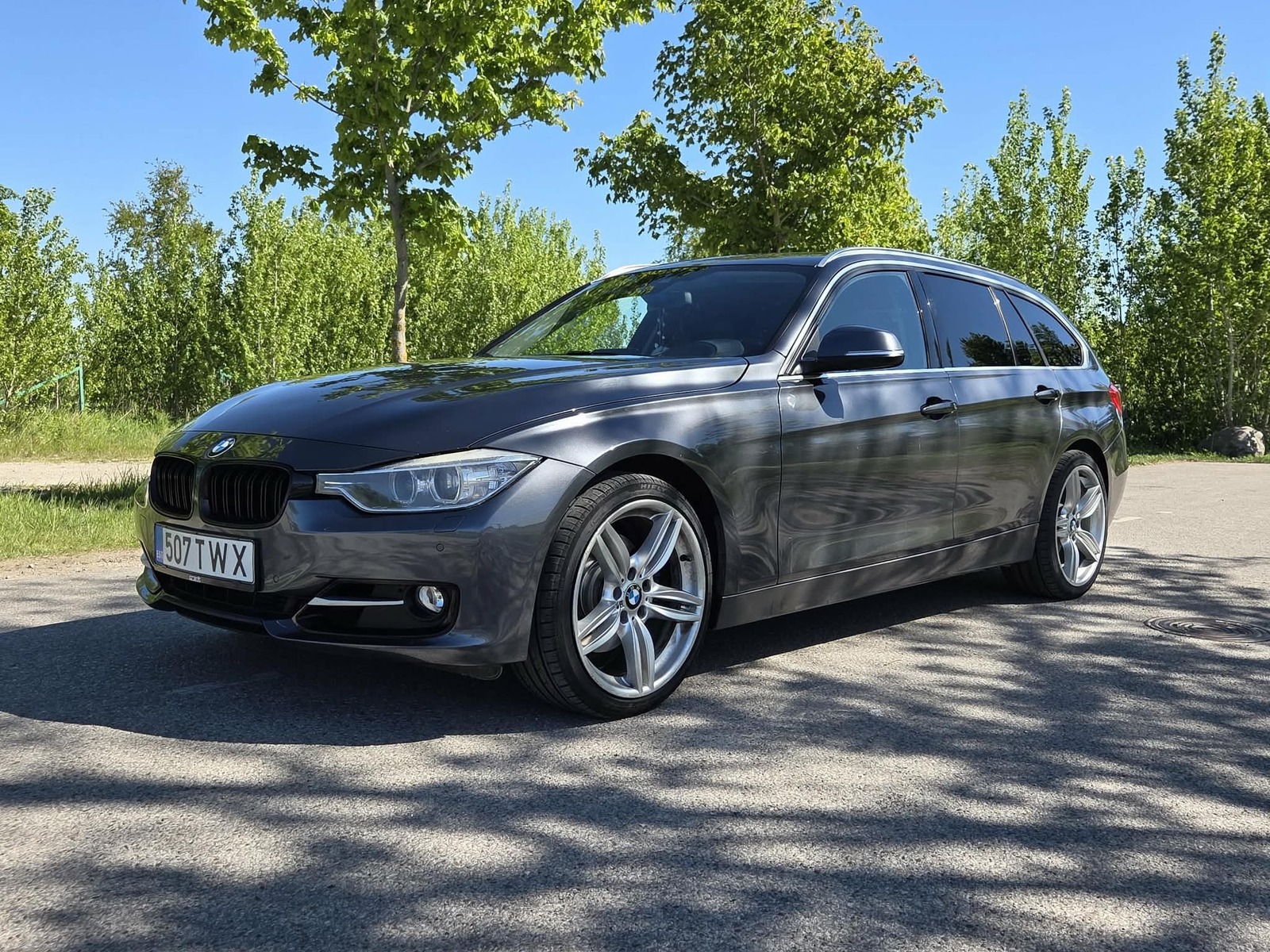 BMW 330 2013, kuva 2/14