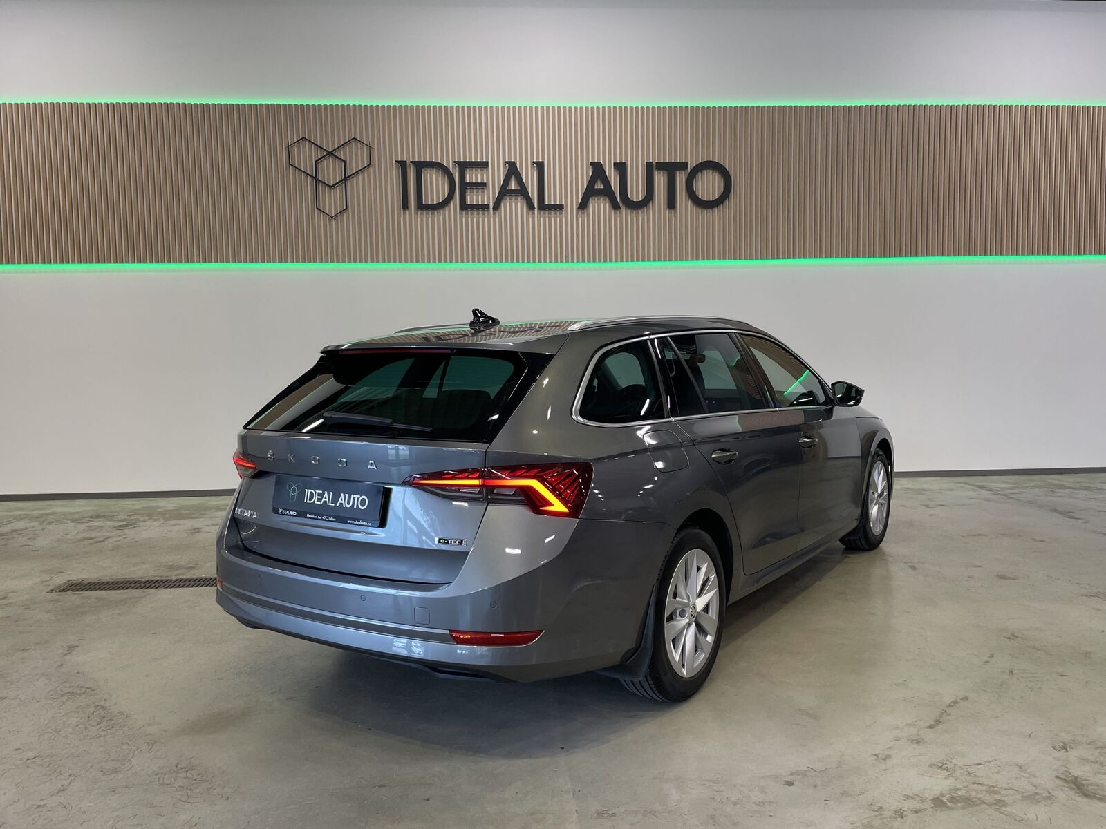 Škoda Octavia 2023, photo 4/19