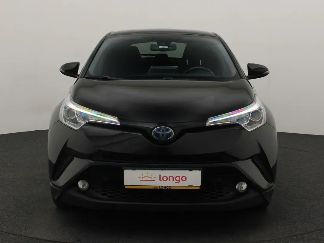 Toyota C-HR 2018, photo 3/33