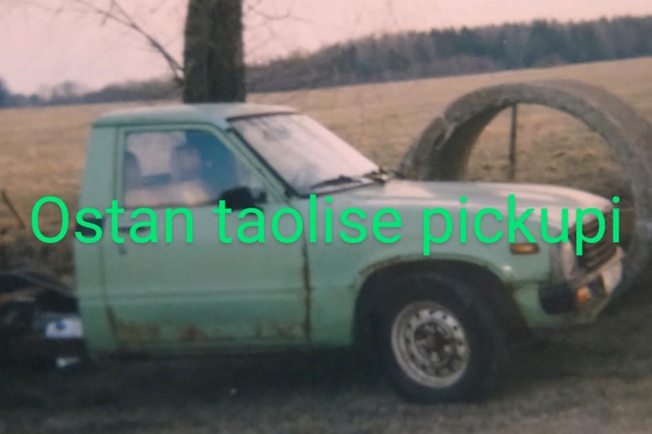 Toyota Hilux, cng, механическая, задний привод