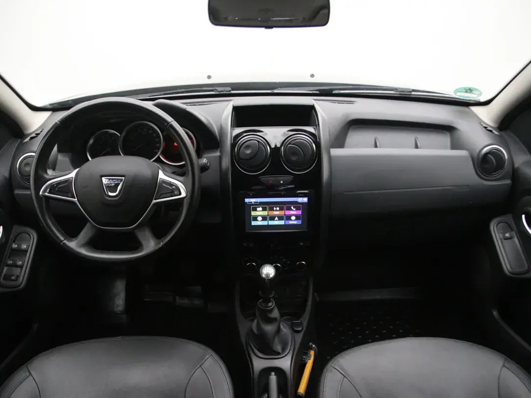 Dacia Duster 2017, photo 2/29