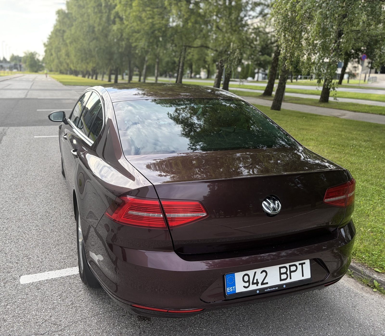 Volkswagen Passat 2016, photo 3/11