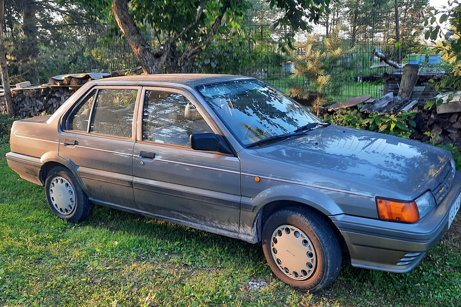 Nissan Sunny, 1988, 1.6, 54 kW, petrol, manual, front-wheel drive