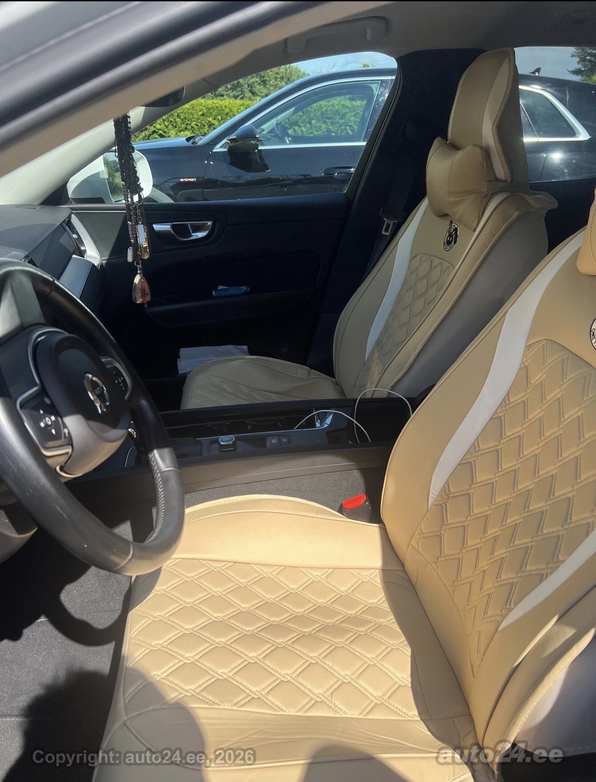 Volvo XC60 2019, photo 6/21