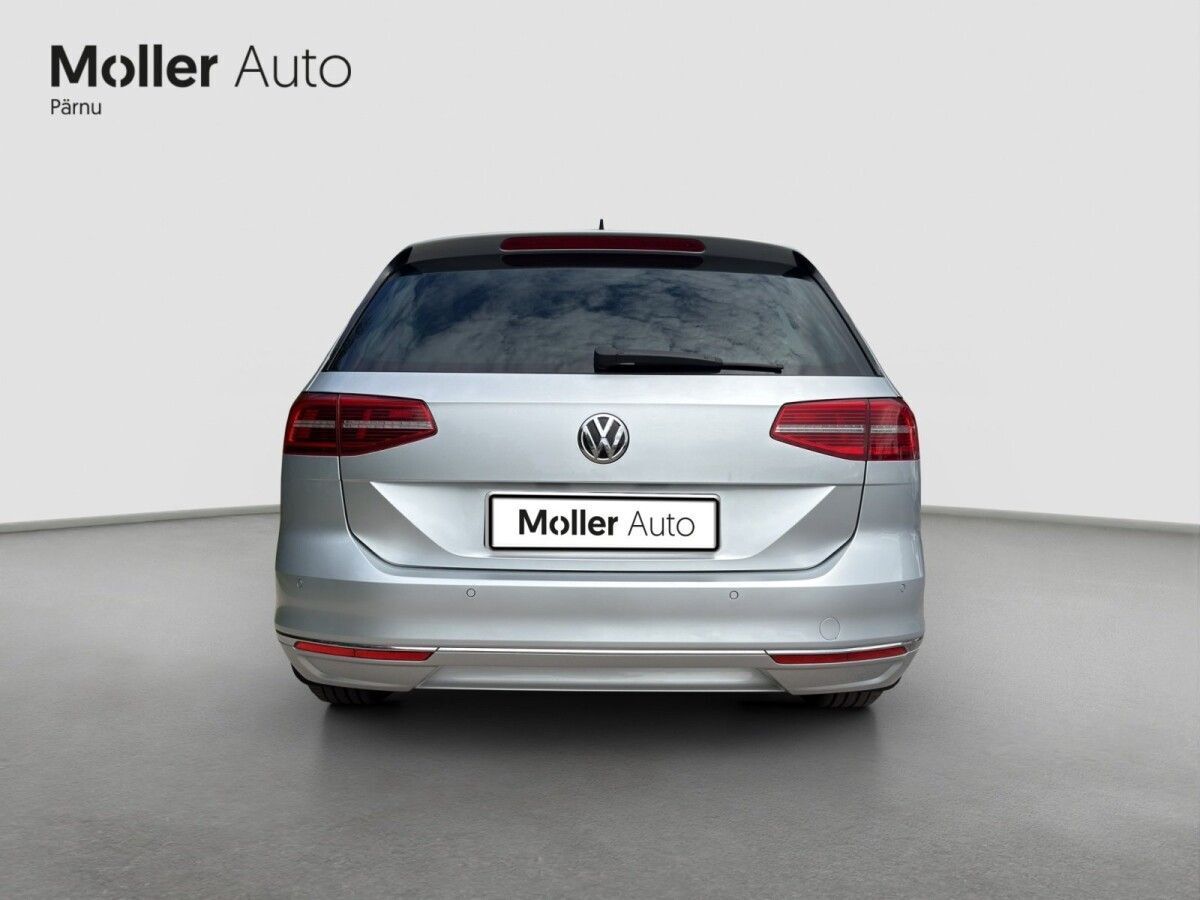 Volkswagen Passat 2018, photo 4/17