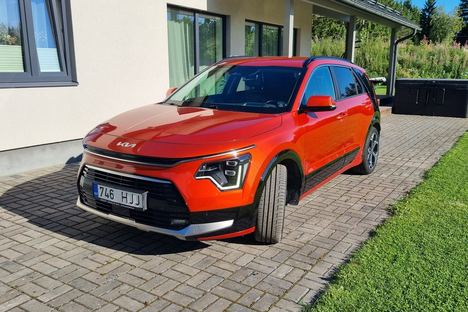 Kia Niro, 2022, 1.6, 77.2 kW, hybrid (petrol/electric), automatic, front-wheel drive