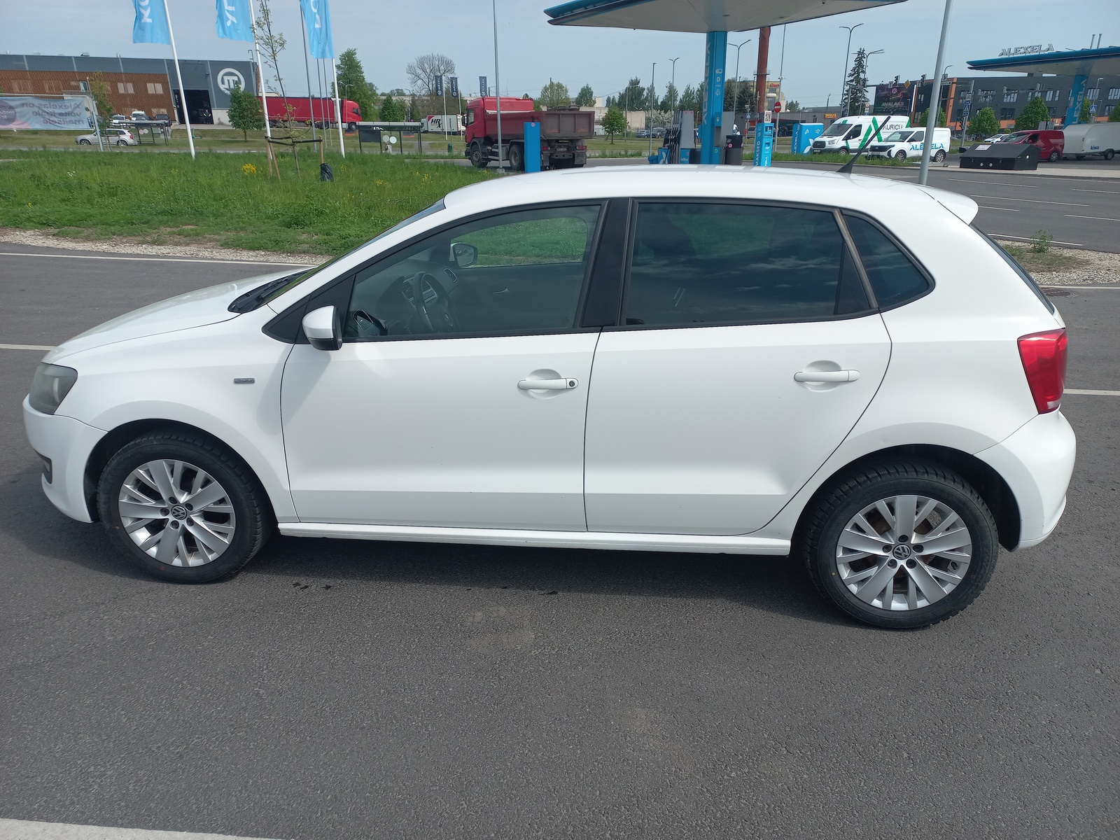 Volkswagen Polo 2013, photo 3/13