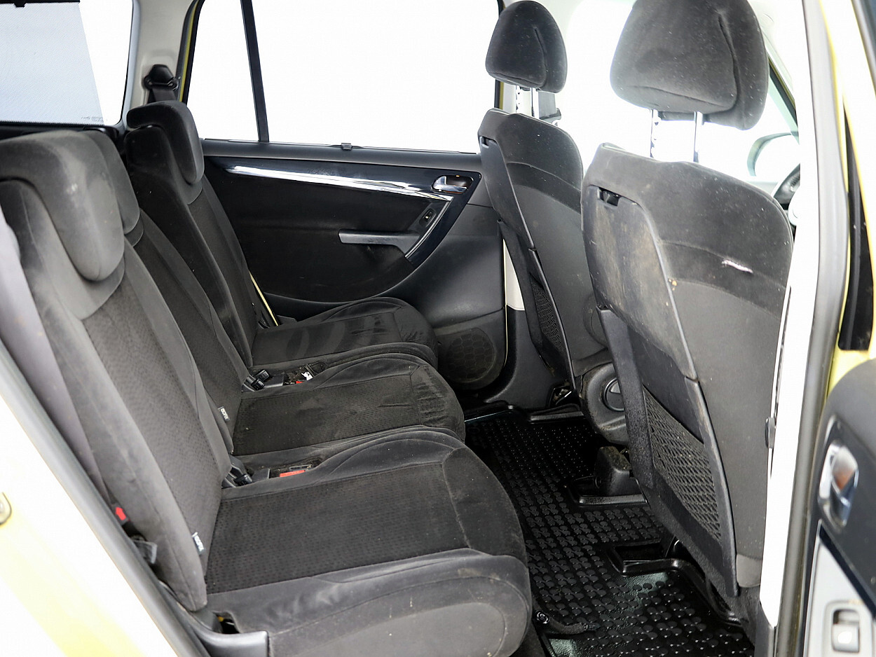 Citroën C4 2009, kuva 7/7