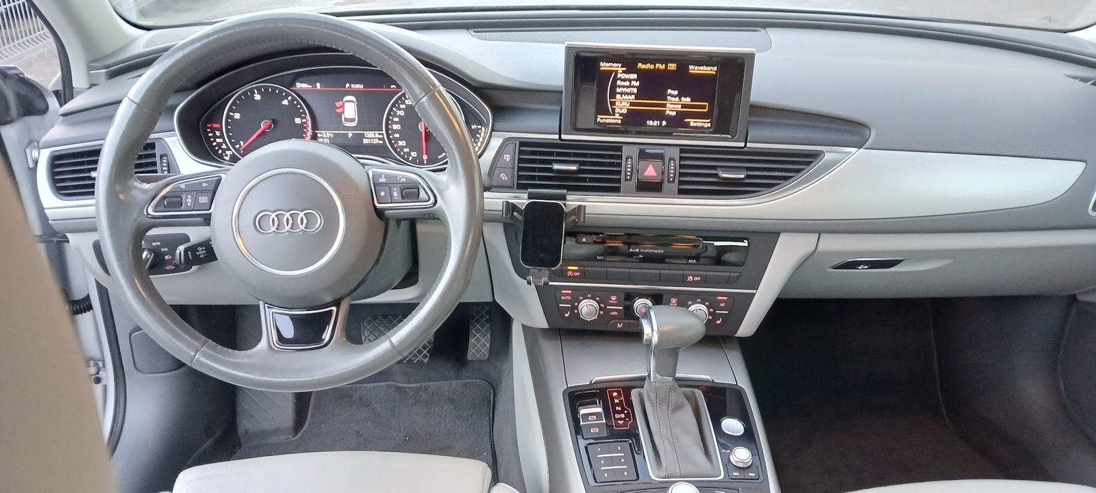 Audi A6 2012, photo 4/7