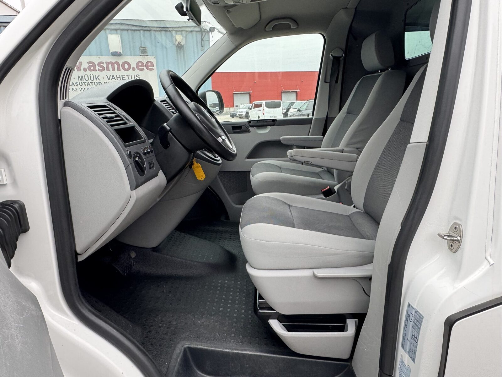 Volkswagen Transporter 2014, kuva 3/15