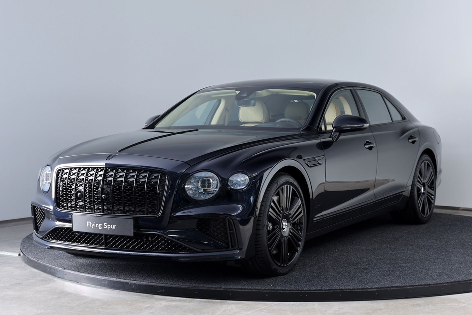 Bentley Flying Spur, 2026, 4.0, 500 kW, plug-in hybrid (petrol/electric), automatic, four-wheel drive