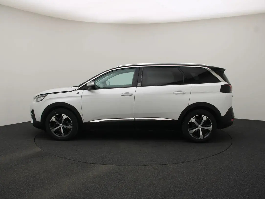 Peugeot 5008 Allure 1.5 96kW 2019, photo 6/36