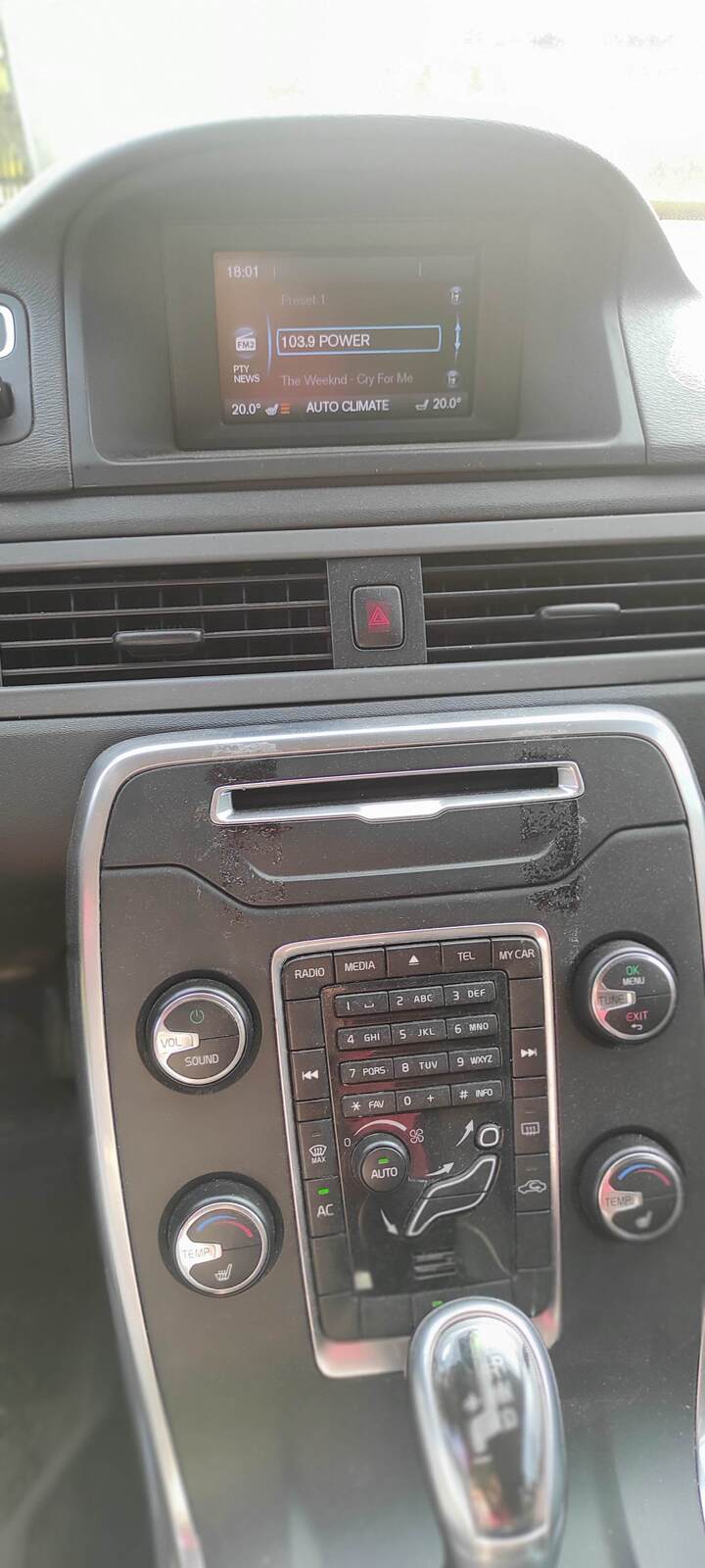 Volvo V70 2012, photo 6/7