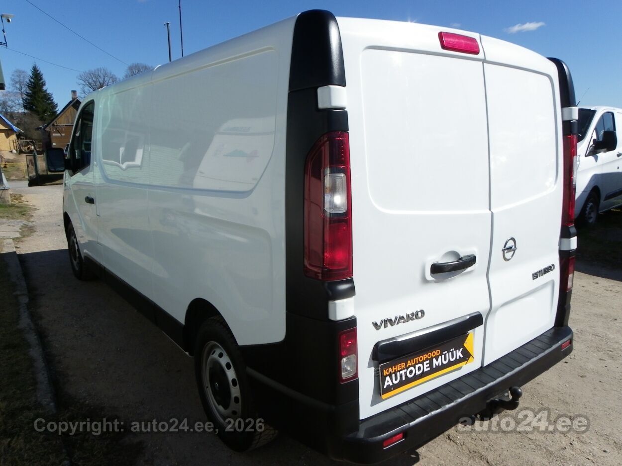 Opel Vivaro LONG 2015, kuva 7/15