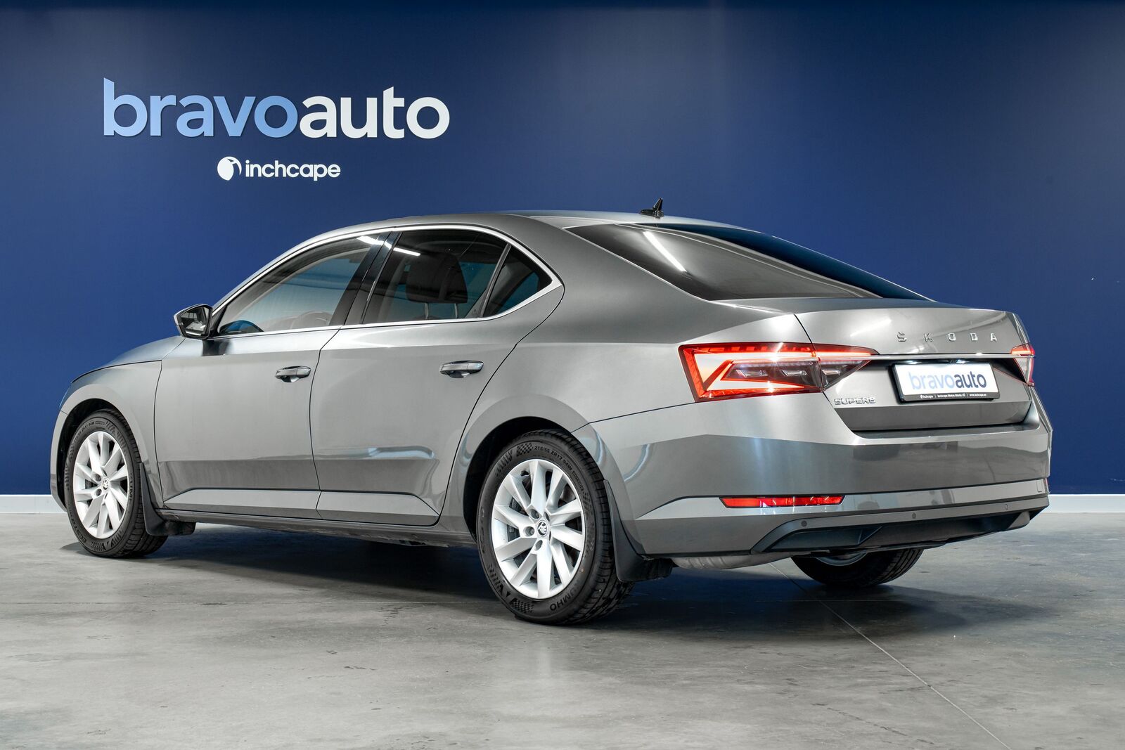 Škoda Superb 2023, kuva 4/19