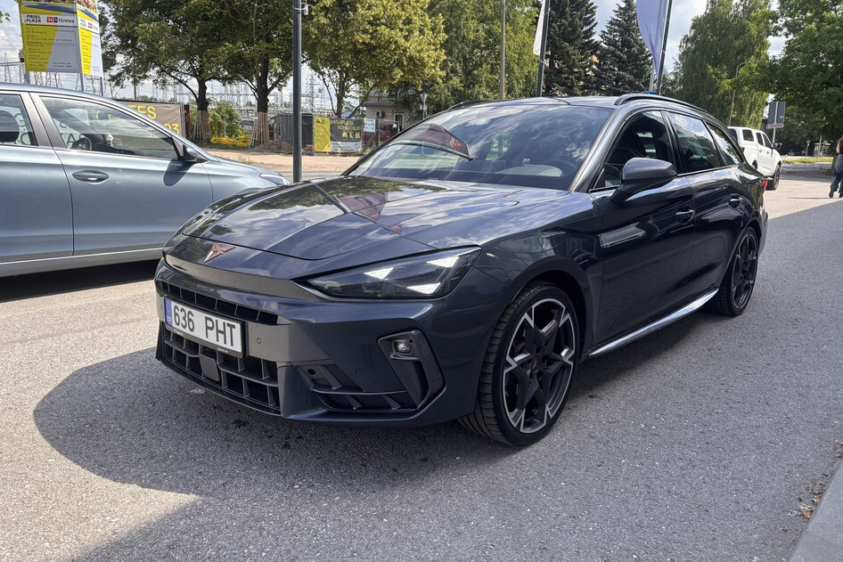 Cupra Leon, 2024, 1.5, 110 kW, гибрид (бензин/электричество), автомат, передний привод