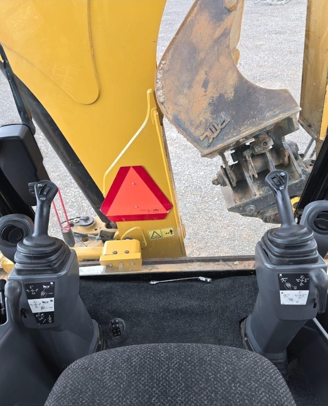 Caterpillar 444F2, kuva 6/11