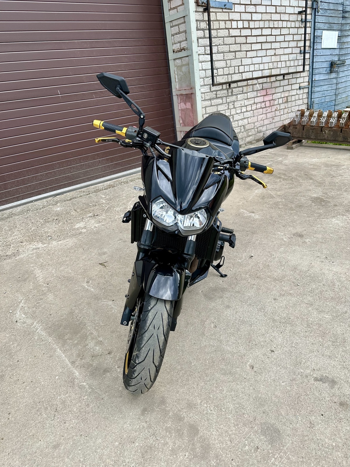 Kawasaki Z 750 2004, kuva 7/11