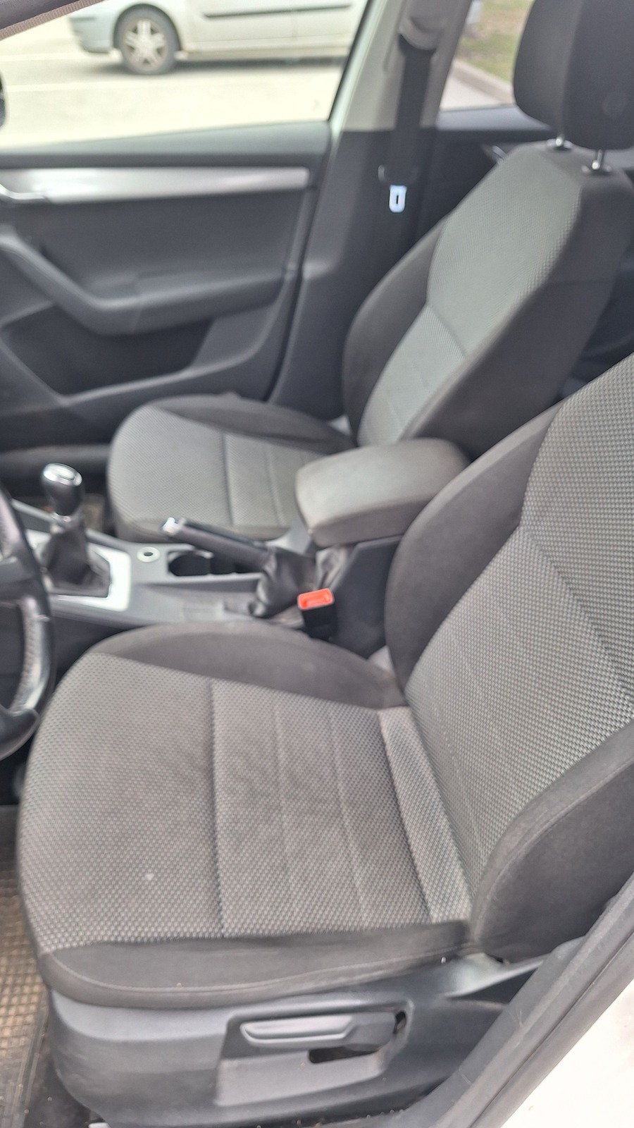 Škoda Octavia 2013, photo 6/7